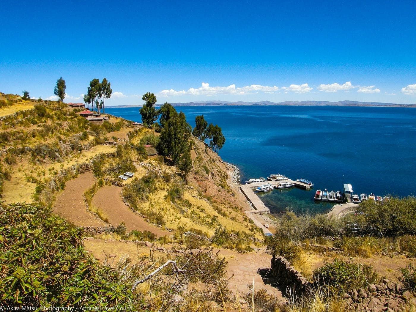 ISLA AMANTANI